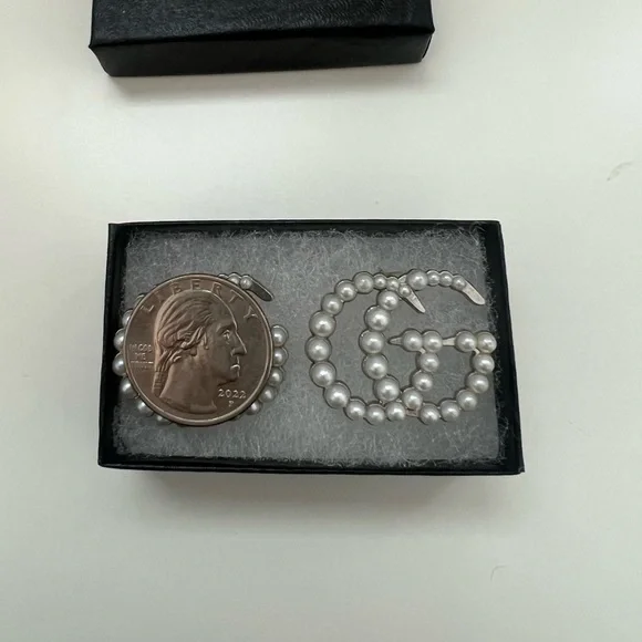 GG stud earrings - Picture 3 of 4